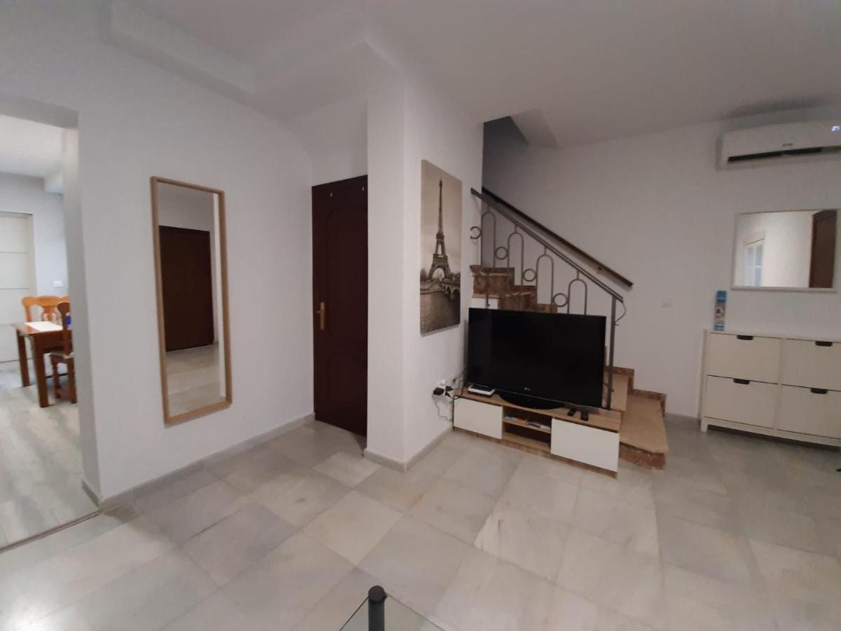 אל פוארטו דה סנטה מריה Villa Puerto Santa Maria מראה חיצוני תמונה